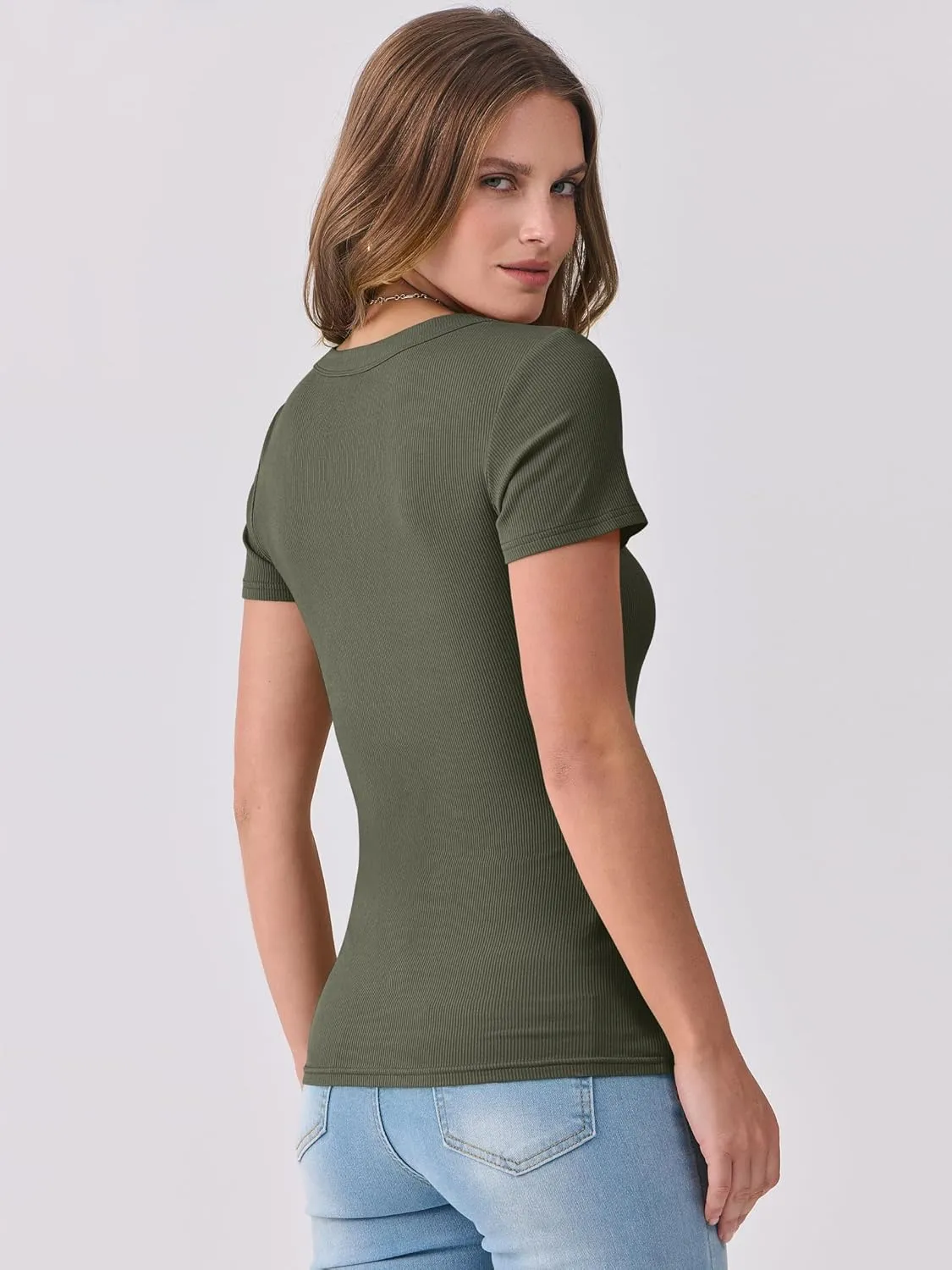 ANRABESS Women Short Sleeve V Neck Ribbed Knit Fitted Shirts Basic Tees Tops 2025 Summer Casual T-Shirts Going Out Outfits
