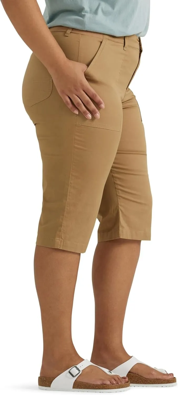Lee Women's Plus Size Ultra Lux Comfort with Flex-to-go Utility Skimmer Capri Pant