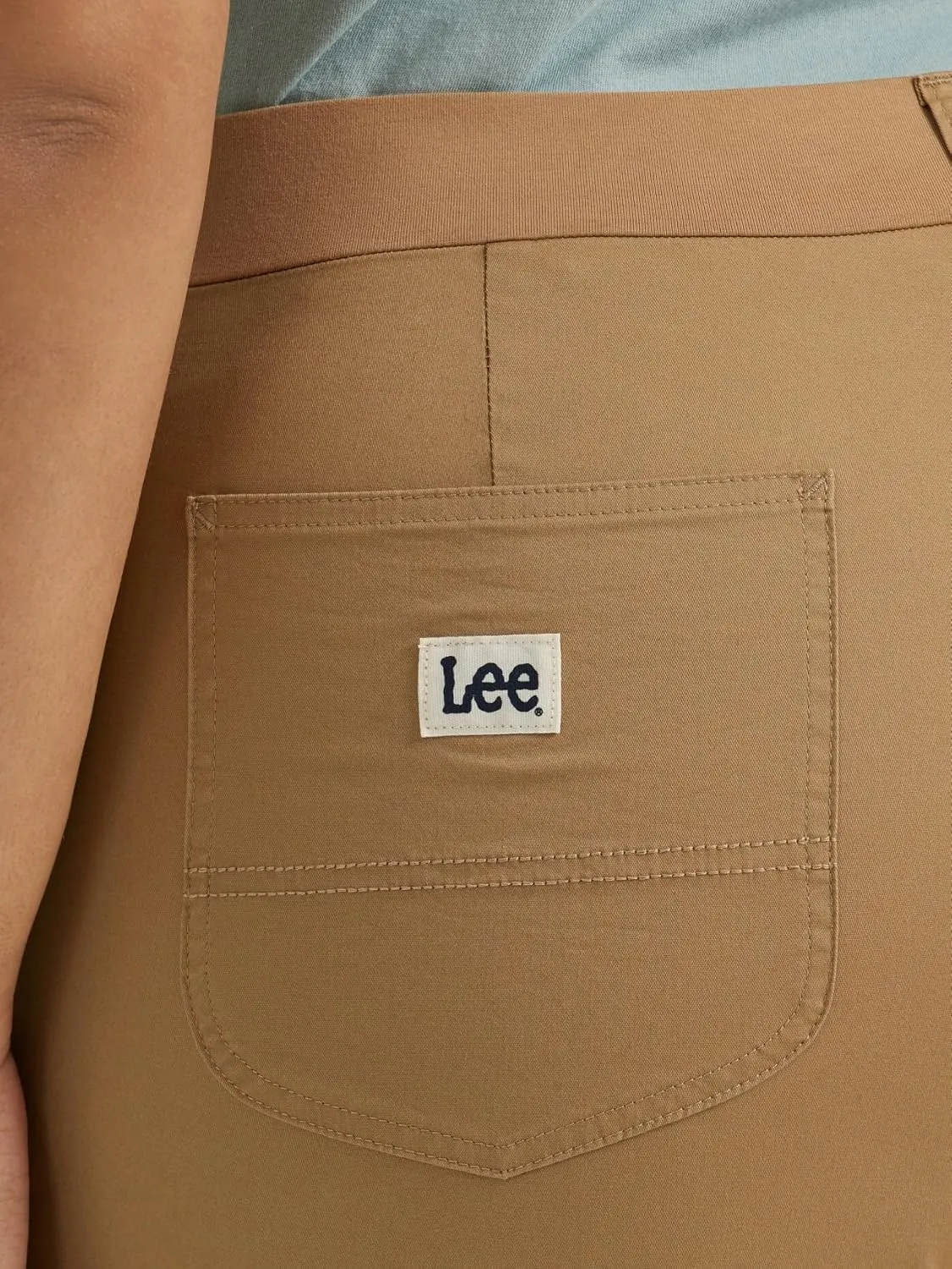 Lee Women's Plus Size Ultra Lux Comfort with Flex-to-go Utility Skimmer Capri Pant