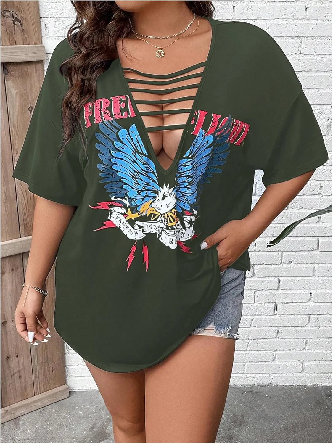 SOLY HUX Women's Plus Size Letter Graphic Tees Cut Out Deep V Neck Half Sleeve T Shirts Tops