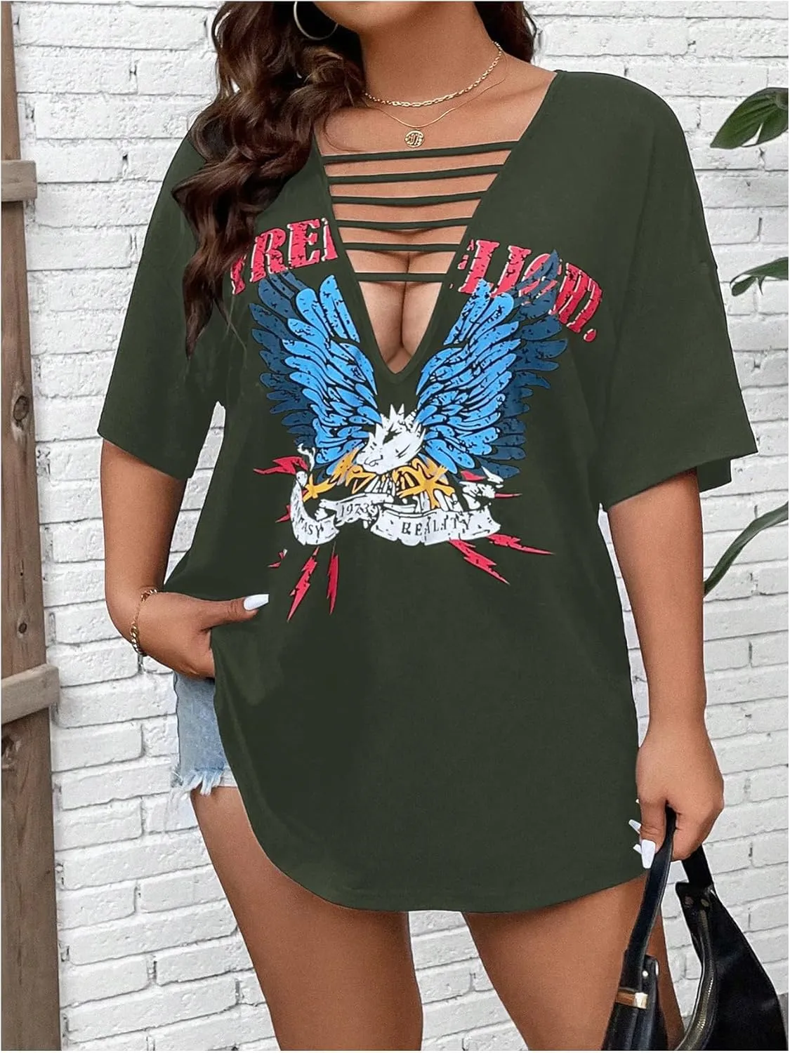 SOLY HUX Women's Plus Size Letter Graphic Tees Cut Out Deep V Neck Half Sleeve T Shirts Tops