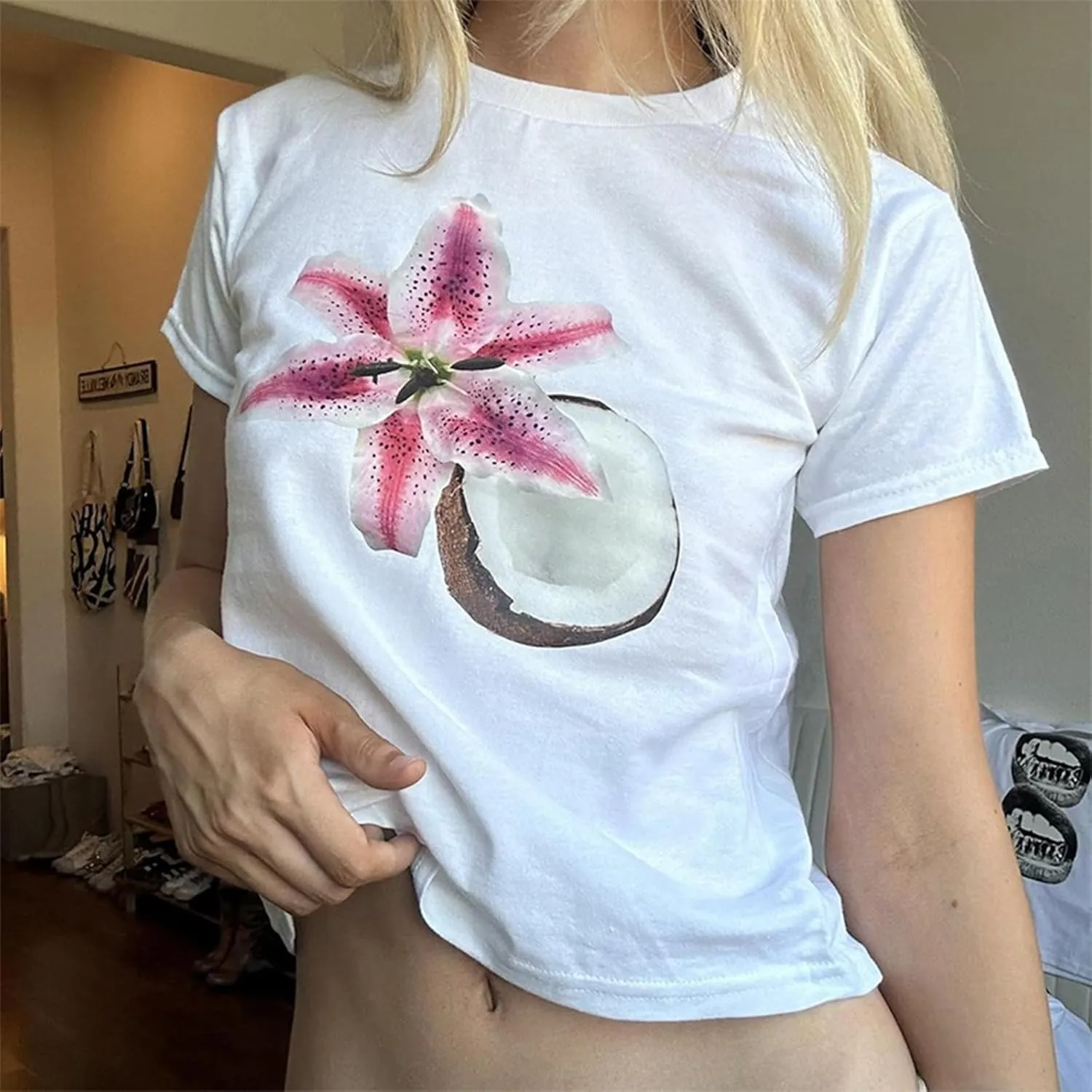 Women Graphic Baby Tees Vintage Cute Aesthetic Tops Y2K Fruit Printed 90s Crop Top Summer Cropped T Shirt