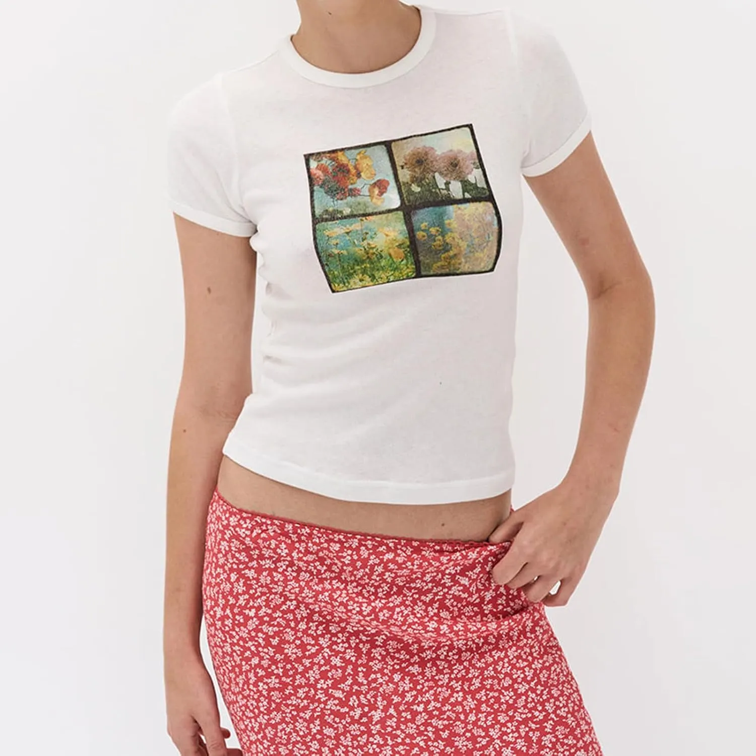 Women Graphic Baby Tees Vintage Cute Aesthetic Tops Y2K Fruit Printed 90s Crop Top Summer Cropped T Shirt